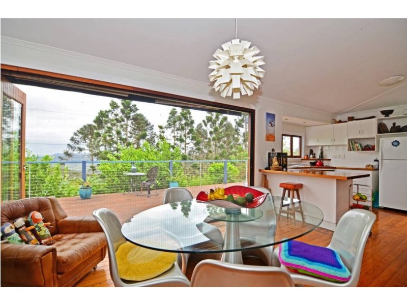 203 Schultz Road, Maleny QLD 4552