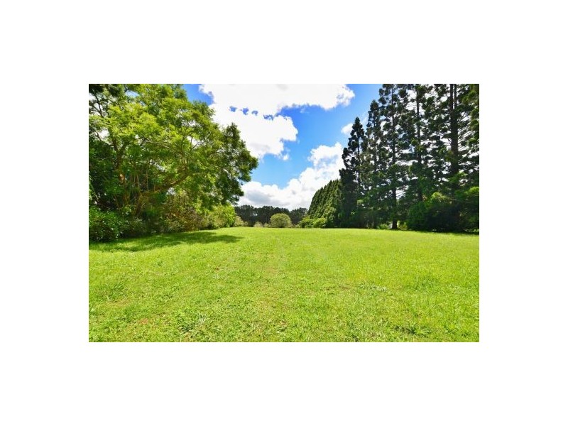 214 Mountain View Road, Maleny QLD 4552