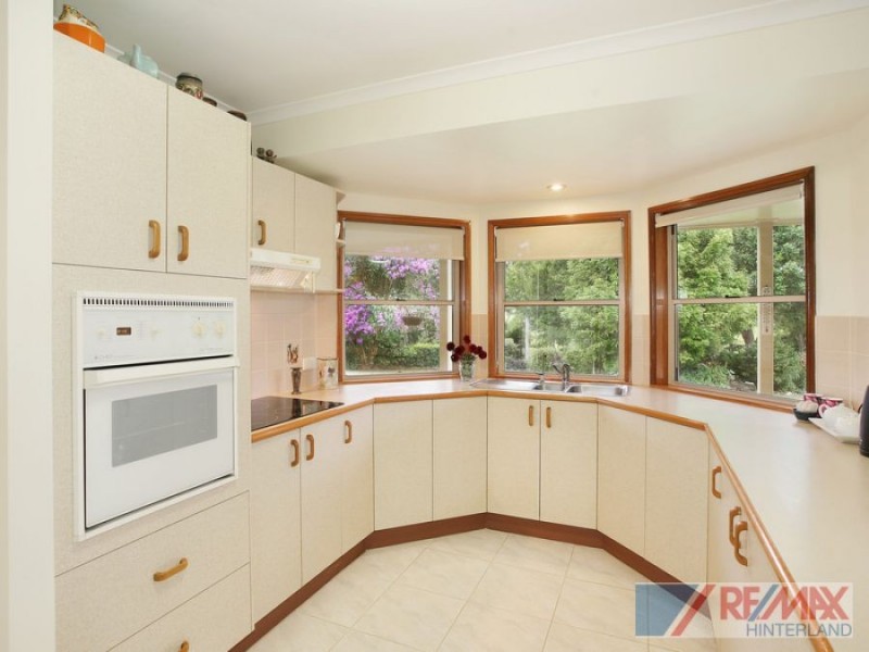 3 Currawong Drive, Maleny QLD 4552