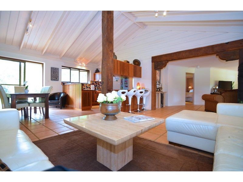 16 Bryce Lane, Maleny QLD 4552