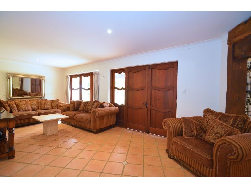 16 Bryce Lane, Maleny QLD 4552