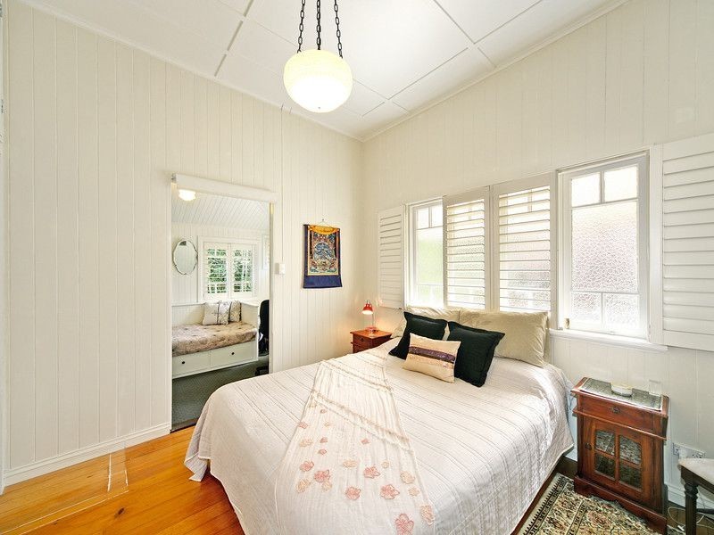 15 Miva Street, Maleny QLD 4552