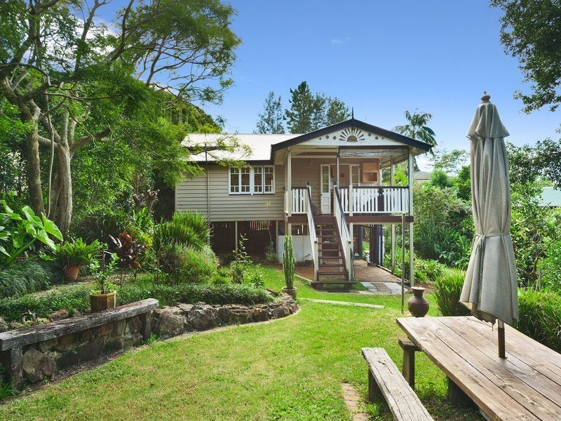 15 Miva Street, Maleny QLD 4552