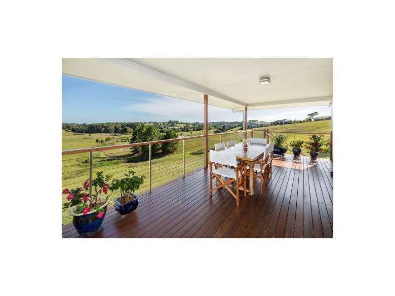 16 Cloudwalk Drive, Maleny QLD 4552