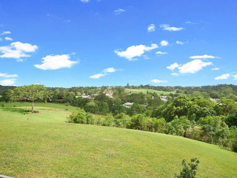 12 Greenhills Esplanade, Maleny QLD 4552