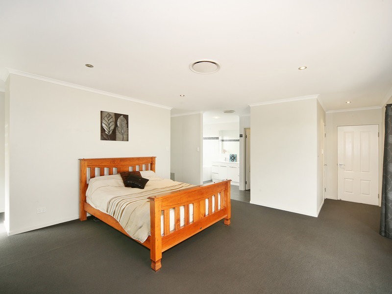 12 Greenhills Esplanade, Maleny QLD 4552