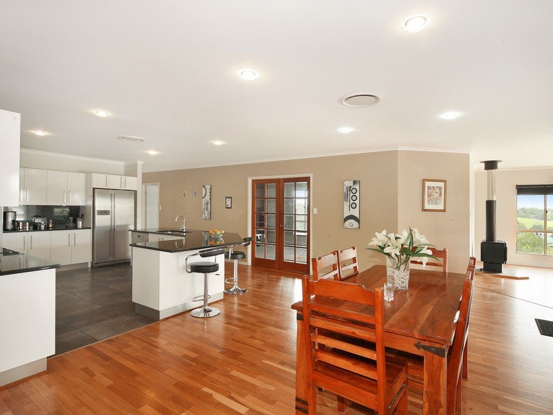 12 Greenhills Esplanade, Maleny QLD 4552