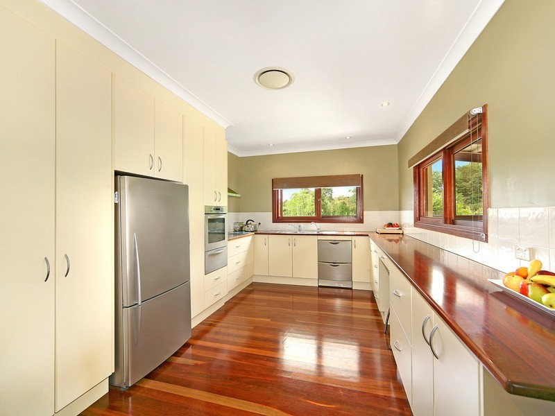 42 Treehaven Way, Maleny QLD 4552