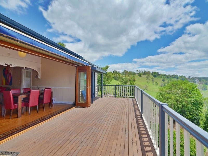 203 Schultz Road, Maleny QLD 4552