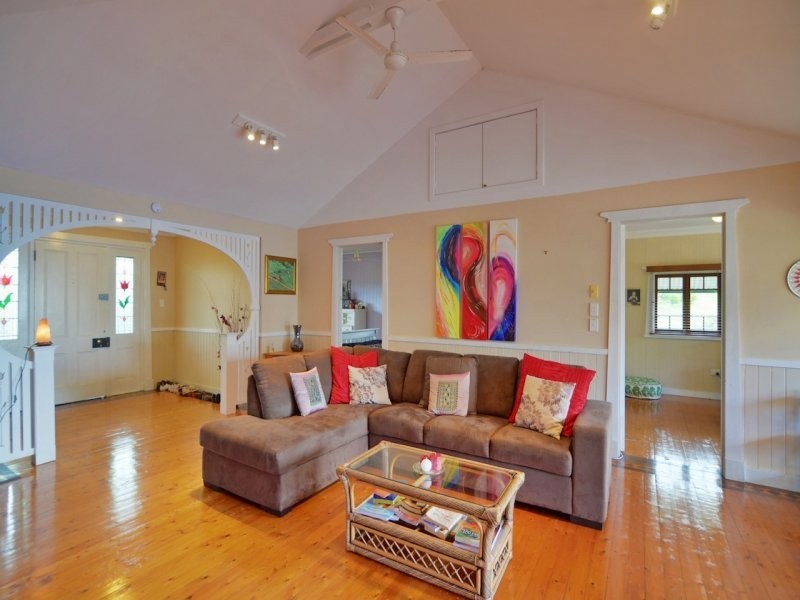 203 Schultz Road, Maleny QLD 4552