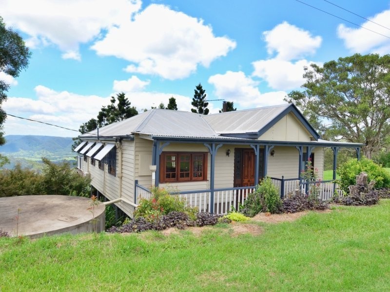 203 Schultz Road, Maleny QLD 4552