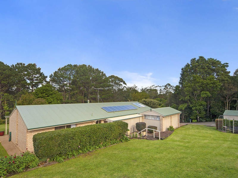 3 Currawong Drive, Maleny QLD 4552