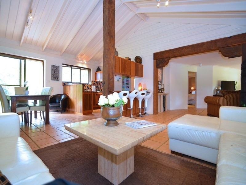 16 Bryce Lane, Maleny QLD 4552