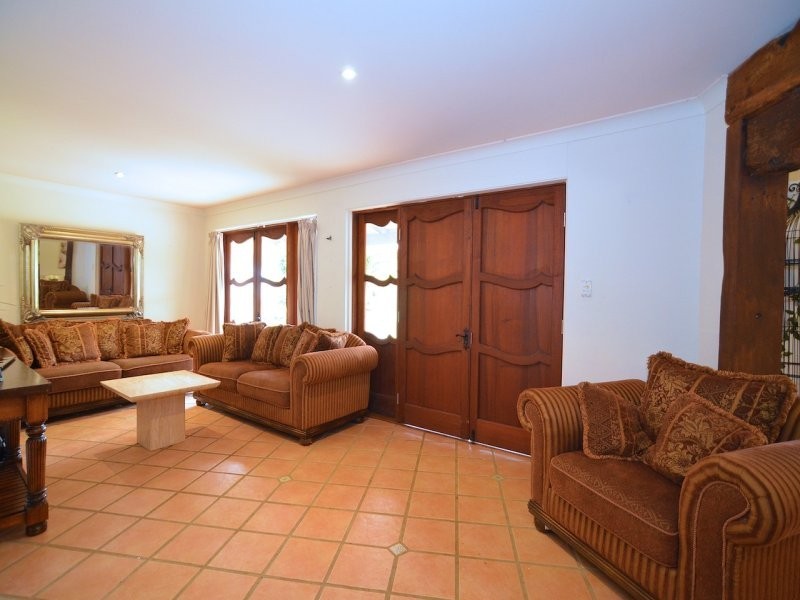 16 Bryce Lane, Maleny QLD 4552