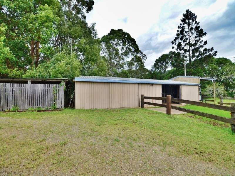 16 Bryce Lane, Maleny QLD 4552