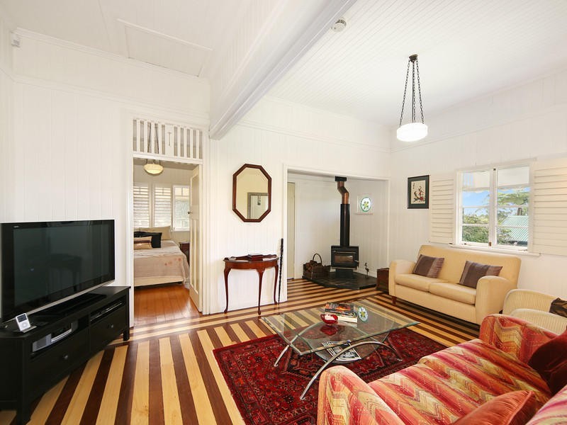 15 Miva Street, Maleny QLD 4552