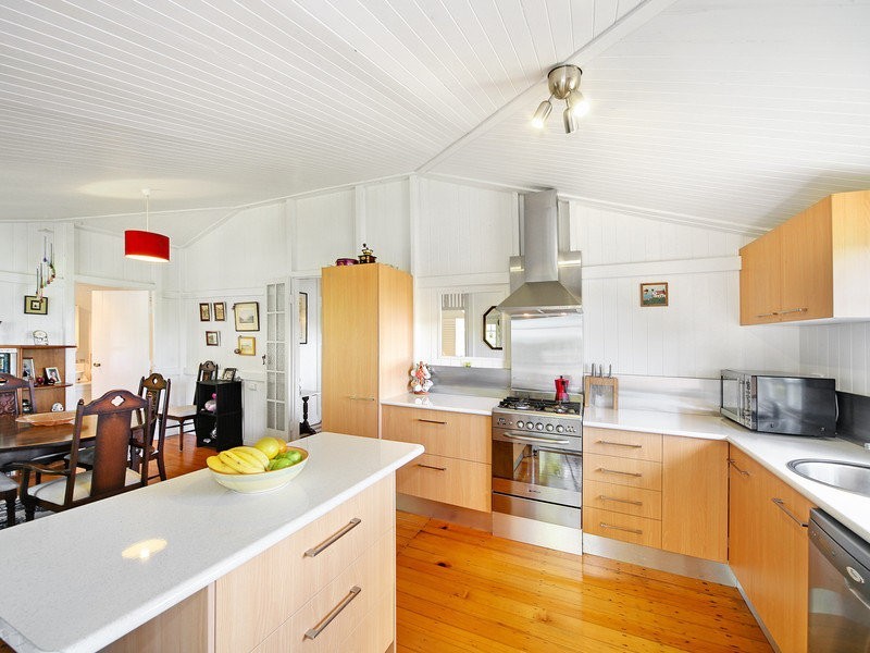 15 Miva Street, Maleny QLD 4552