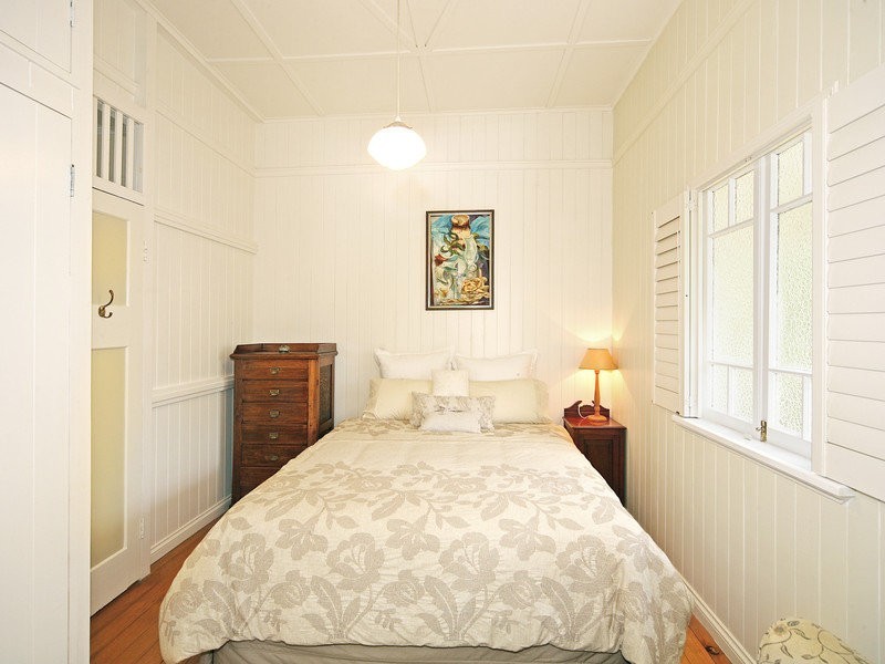 15 Miva Street, Maleny QLD 4552