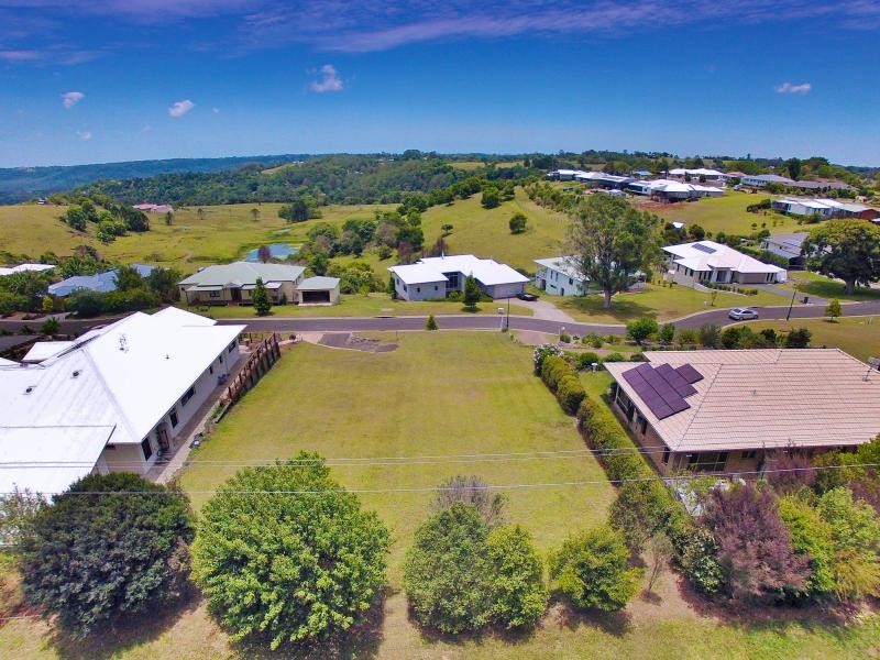 22 Lorikeet Lane, Maleny QLD 4552