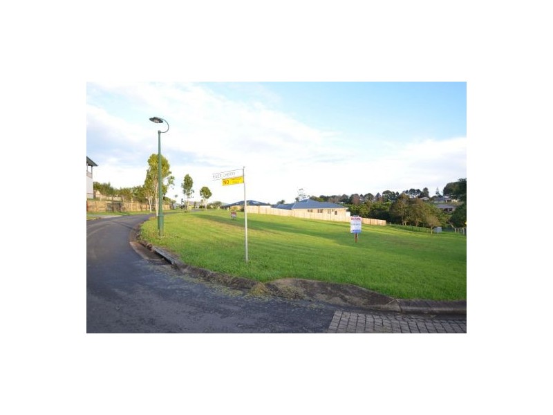 2 River Cherry Place, Maleny QLD 4552