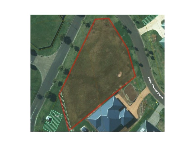 2 River Cherry Place, Maleny QLD 4552