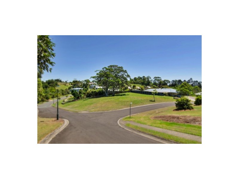 1 Oak Court, Maleny QLD 4552