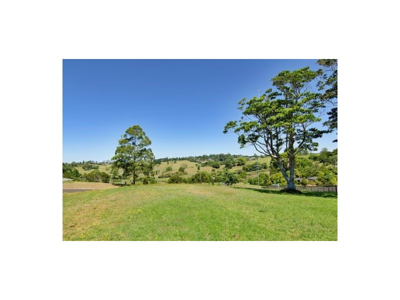 1 Oak Court, Maleny QLD 4552
