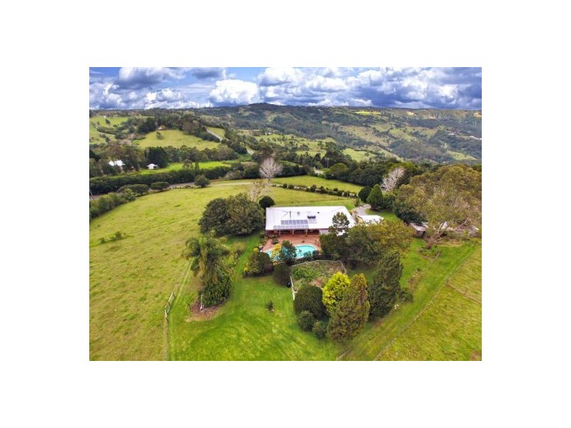 11 Witta Road, Maleny QLD 4552