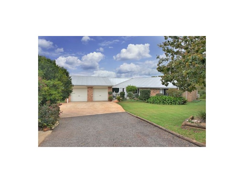 5 Mary Cairncross Avenue, Maleny QLD 4552