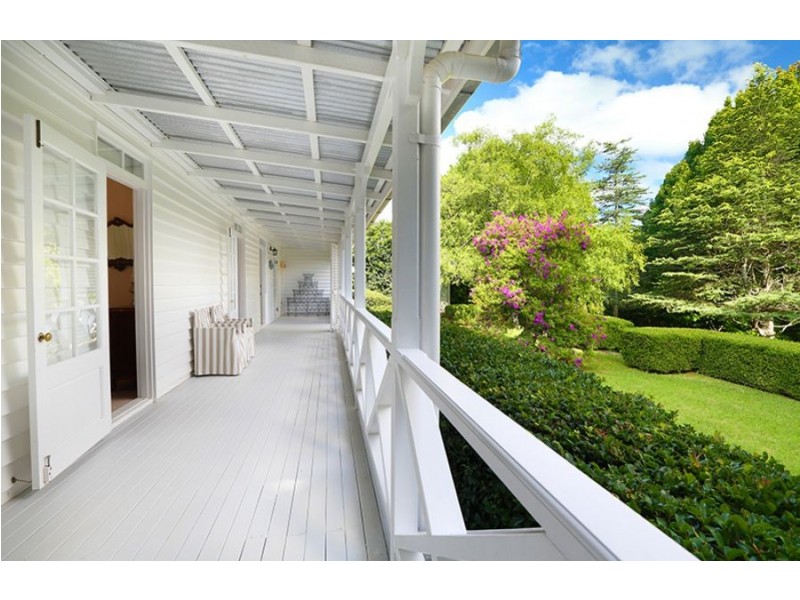 1 Vale End, Maleny QLD 4552