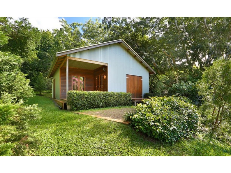 1 Vale End, Maleny QLD 4552