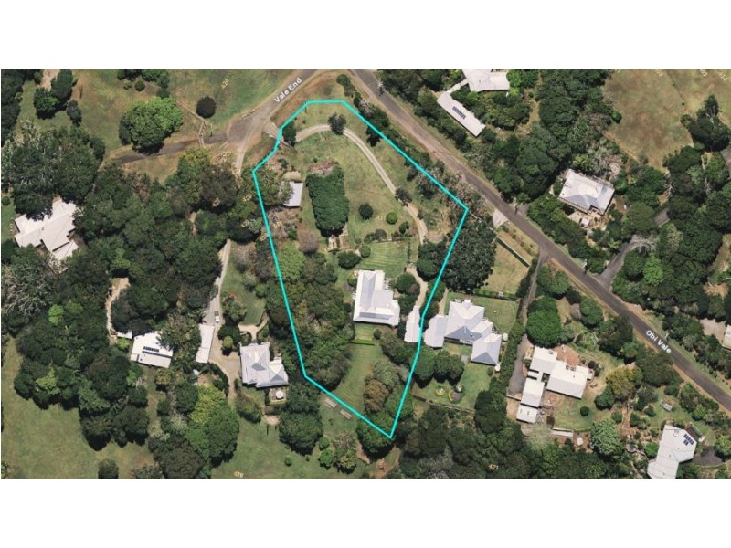 1 Vale End, Maleny QLD 4552
