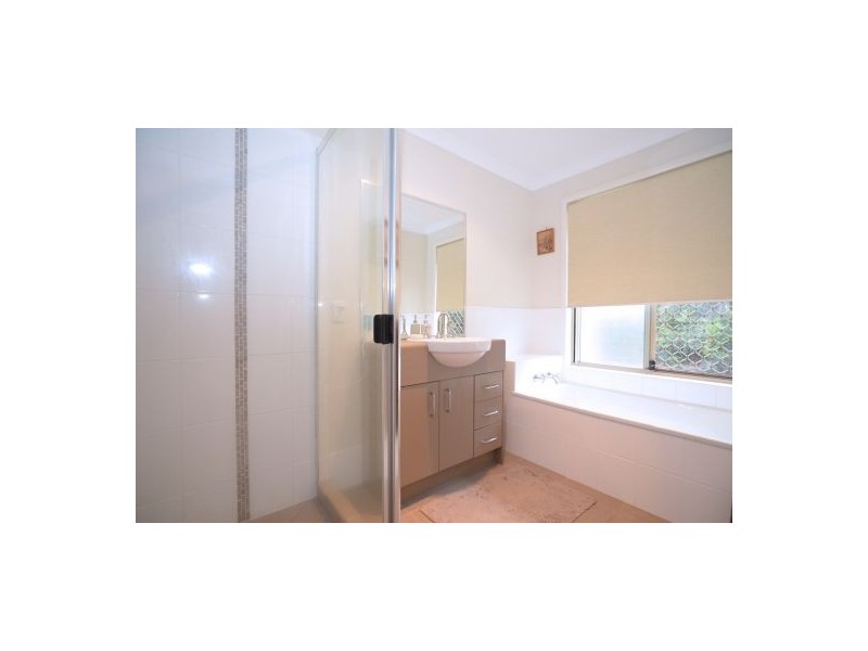 19 Macaranga Street, Maleny QLD 4552