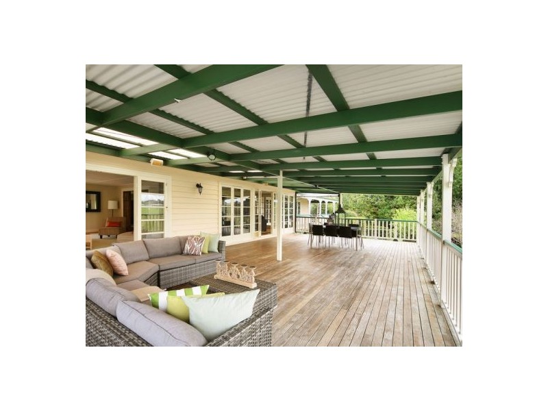 21 Centenary Drive, Maleny QLD 4552