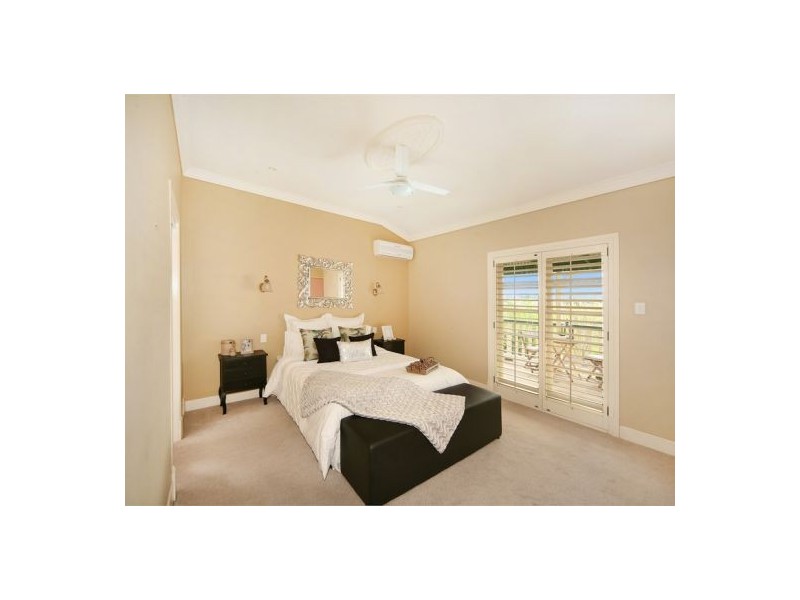 21 Centenary Drive, Maleny QLD 4552