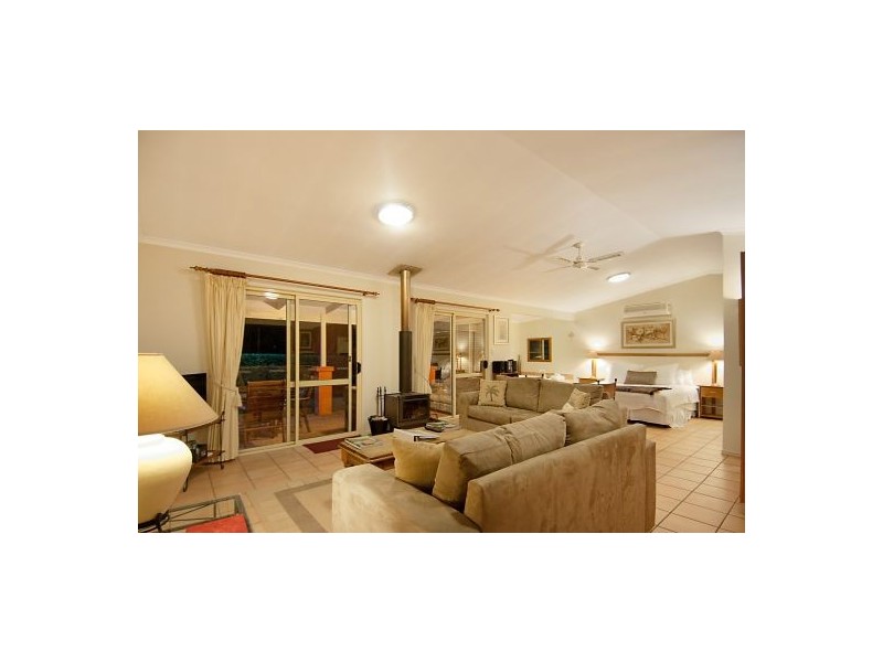 23 Sinclairs Lane, Maleny QLD 4552