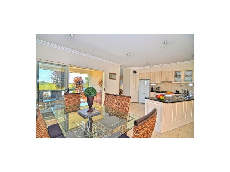 13 Lansdowne Rise, Maleny QLD 4552