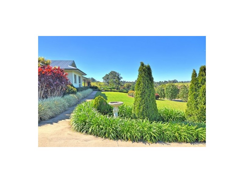 13 Lansdowne Rise, Maleny QLD 4552