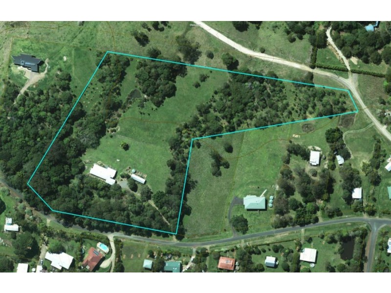 125 Schultz Road, Maleny QLD 4552