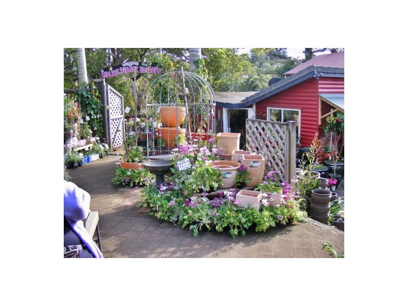 38 Maple Street, Maleny QLD 4552