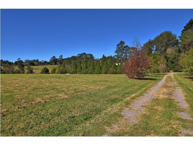 24 Berganns Road, Maleny QLD 4552