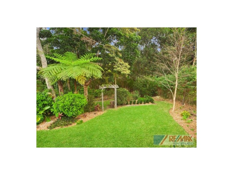 18 Ash Street, Maleny QLD 4552