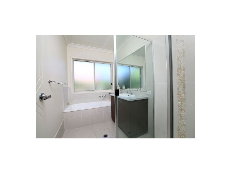 15 Water Gum Crescent, Maleny QLD 4552