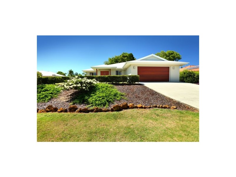 15 Water Gum Crescent, Maleny QLD 4552