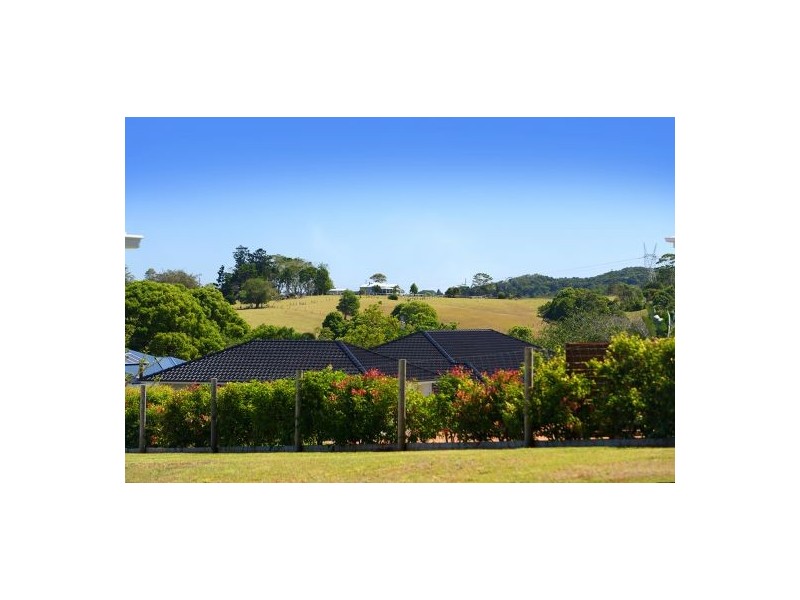15 Water Gum Crescent, Maleny QLD 4552