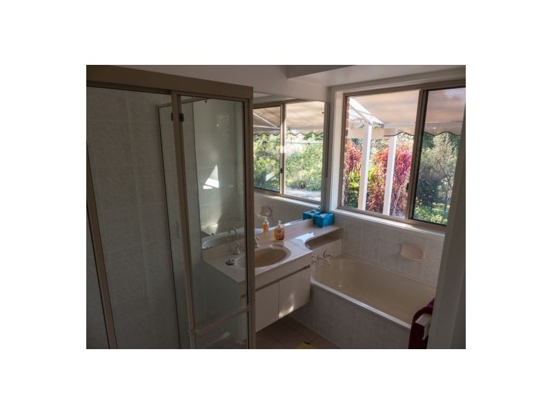 43 Tallowwood Street, Maleny QLD 4552