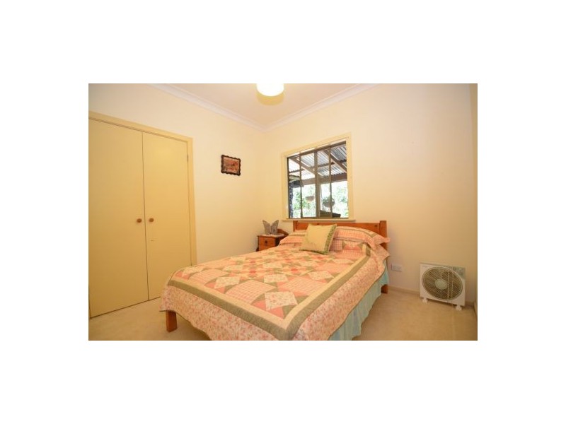 20 Centenary Drive, Maleny QLD 4552