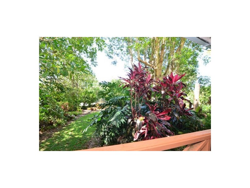 20 Centenary Drive, Maleny QLD 4552