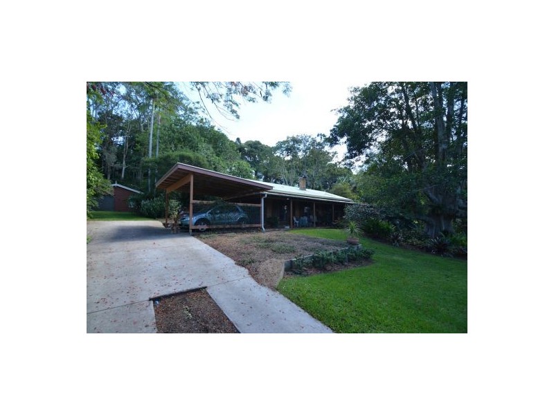20 Centenary Drive, Maleny QLD 4552