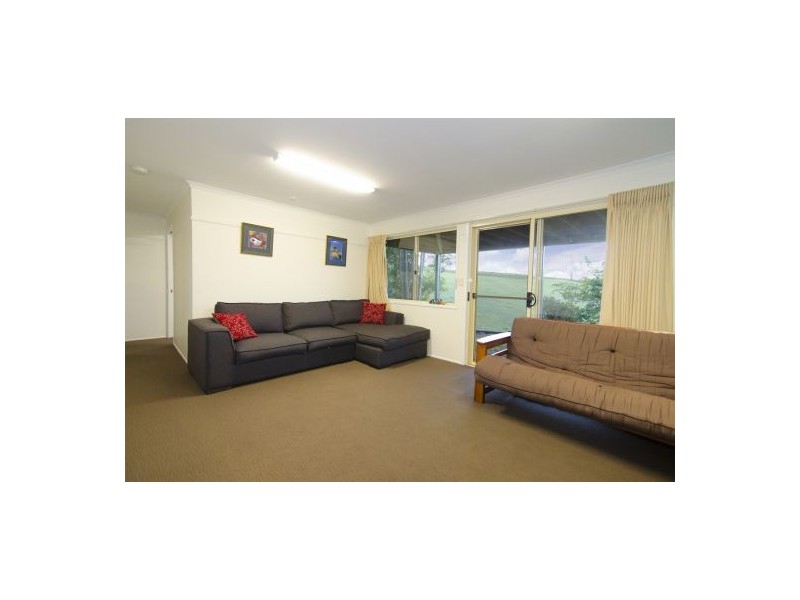 44 Palm Street, Maleny QLD 4552